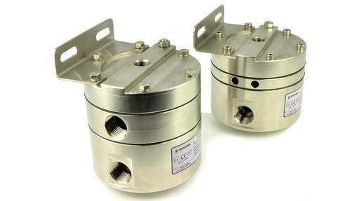stainless steel volume boosters with or without threaded exhaust ports SIL3